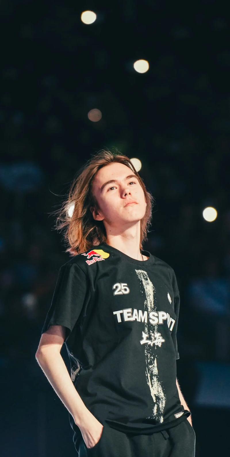 身经百战见得多，s1mple在NaVi达成千图成就