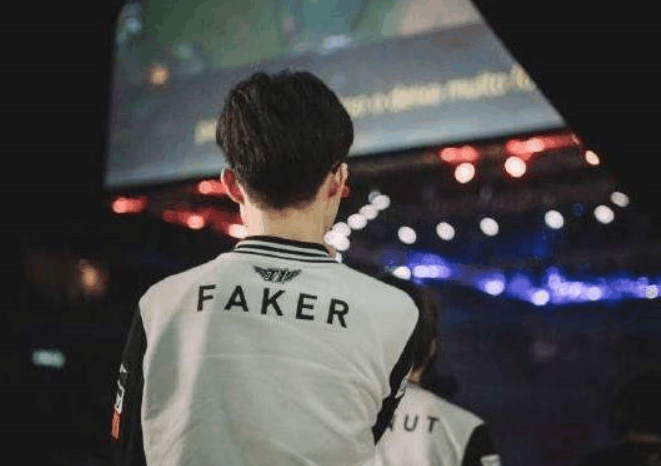 外媒发布LOL全球战力排行榜：T1第一 V5第二